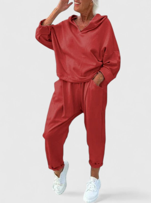 Clara | Comfortable Hooded Sweatshirt Set
