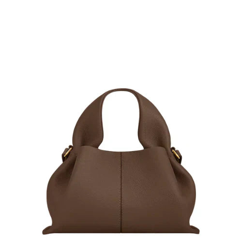 Clara | Stylish Travel Companion
