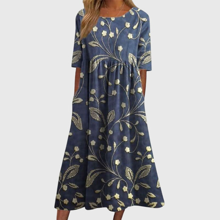 Clara | Flattering Dress